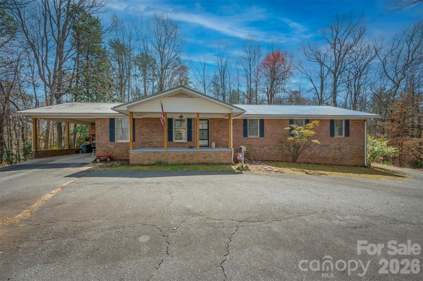 Property Photo:  582 County Line Road  NC 28139 