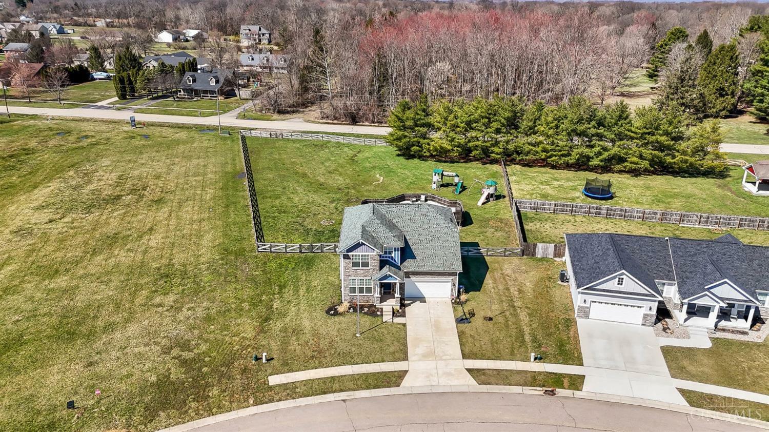 Property Photo: 5477 Wellesley Trail OH 45068