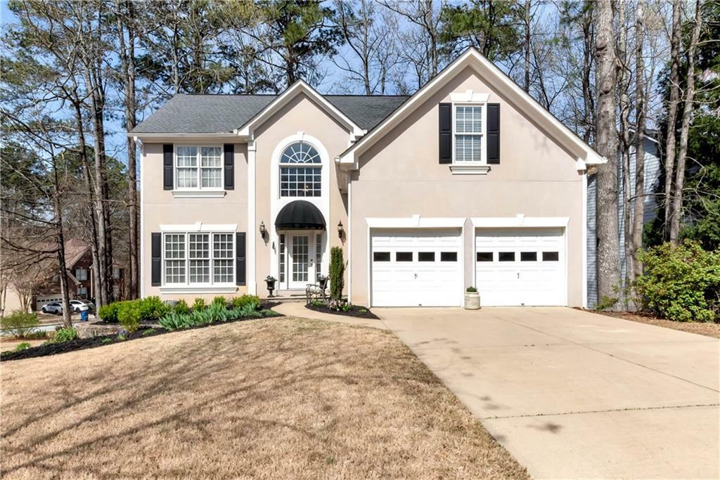 Property Photo: 2002 Stonewick Court GA 30043