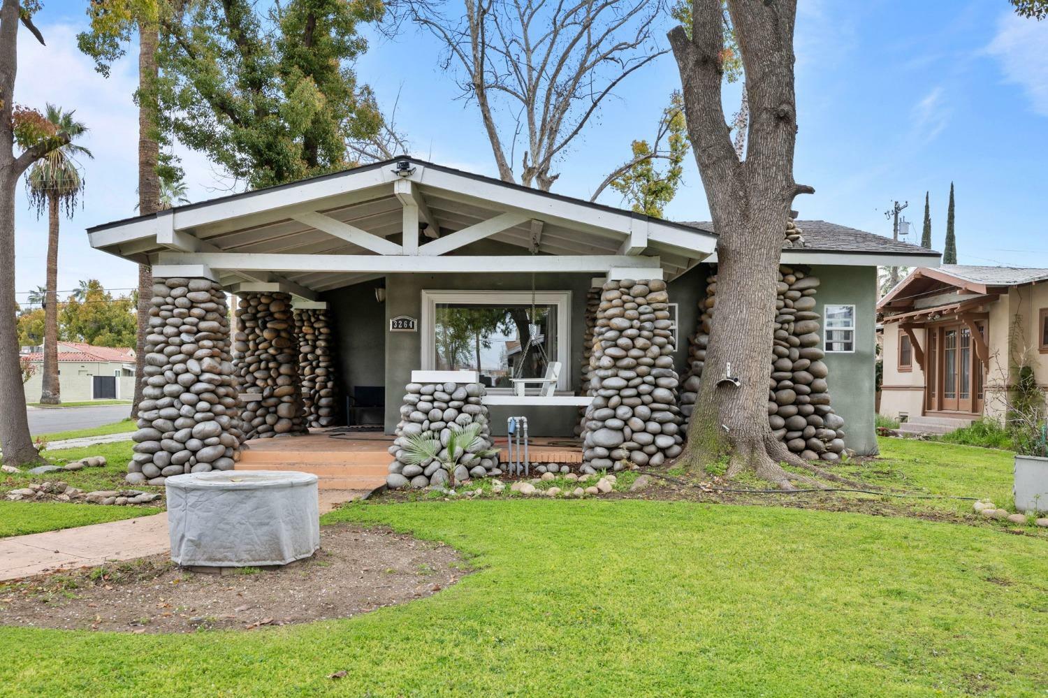 3264 E Kerckhoff  Fresno CA 93702 photo