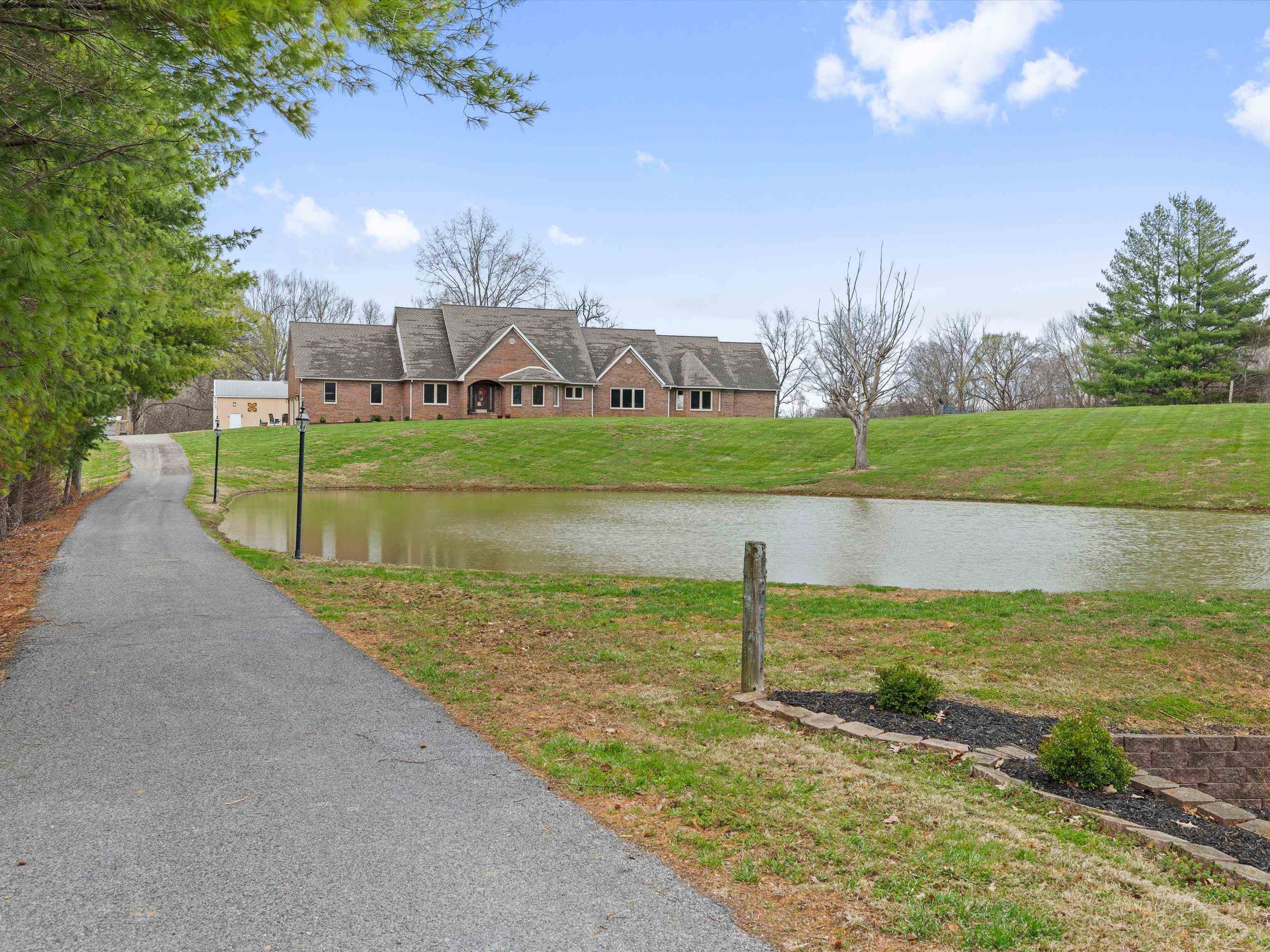 Property Photo: 18063 Boswell Road KY 42420