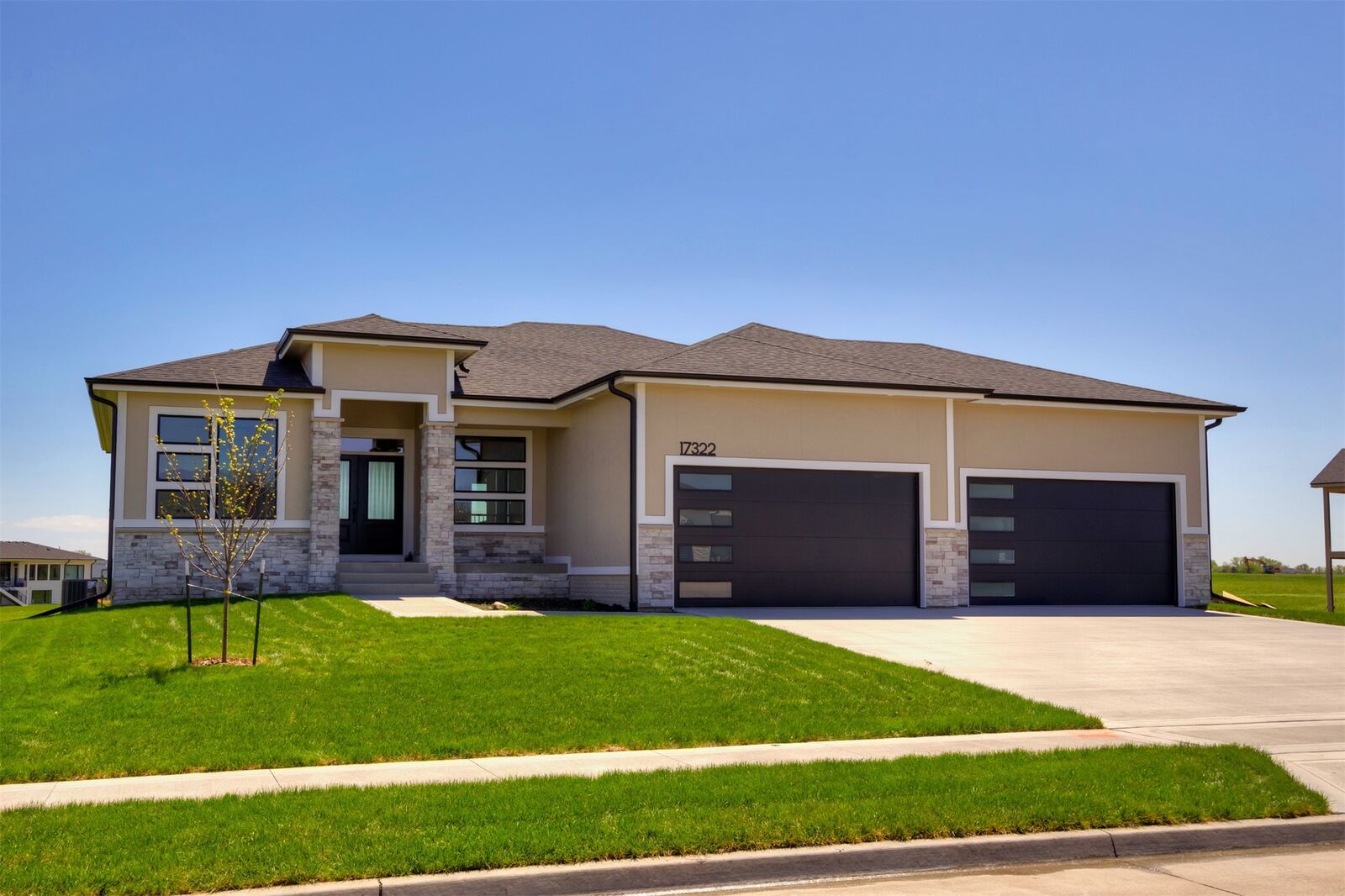 Property Photo: 17322 North Valley Drive IA 50323