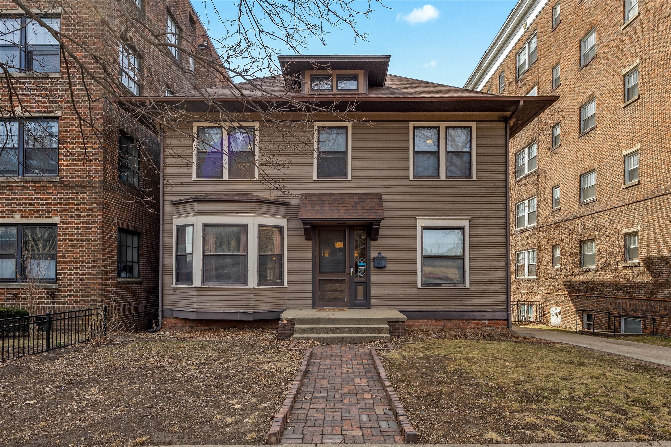 726 18th Street  Des Moines IA 50314 photo