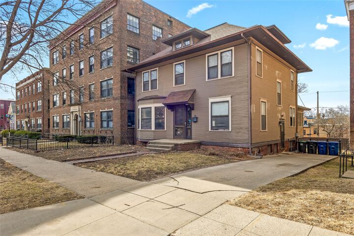 726 18th Street  Des Moines IA 50314 photo