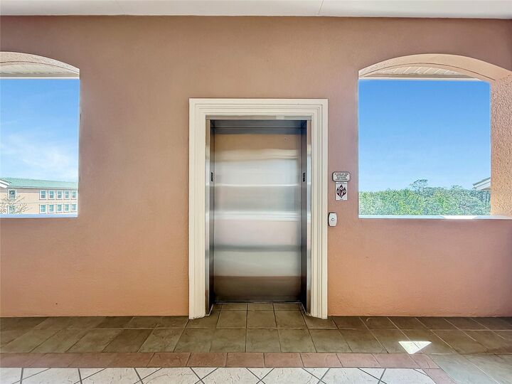 Property Photo: 5246 Manorwood Drive 4 FL 34235