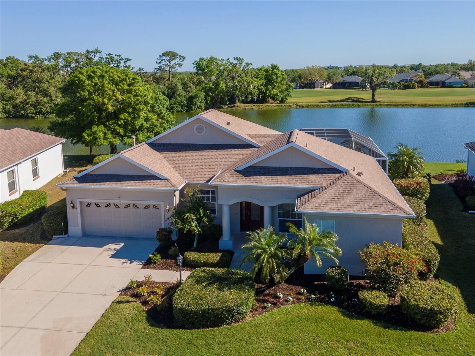Property Photo: 711 Planters Manor Way FL 34212