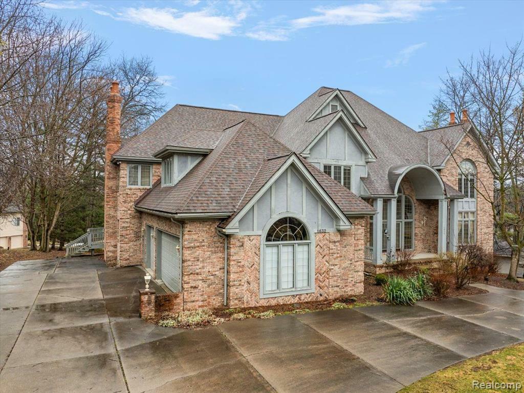 Property Photo: 1632 Scenic Hollow Drive MI 48306 3248
