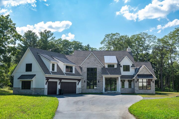 Property Photo: 4779 Pine Meadows Ln WI 53029
