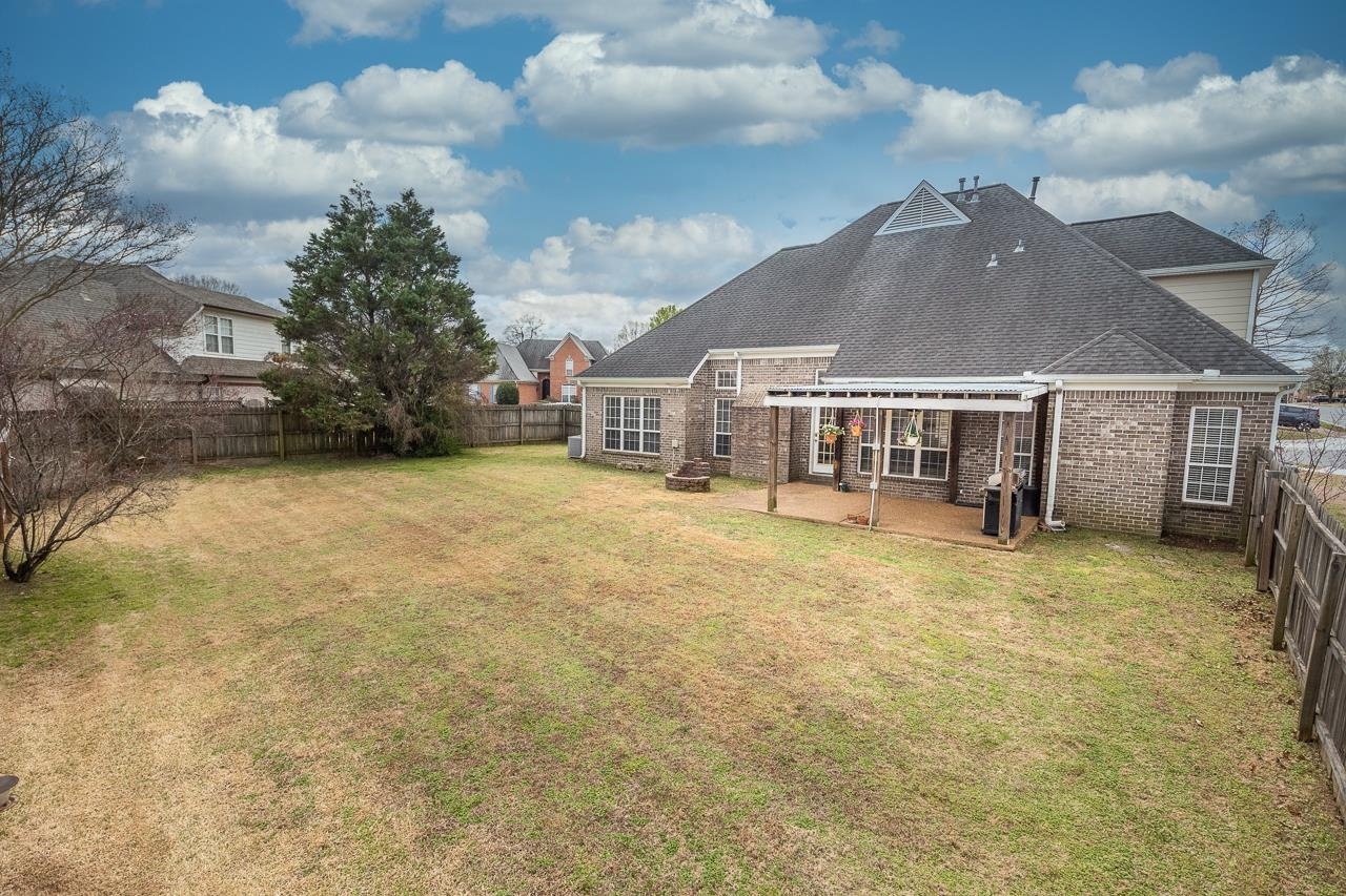 Property Photo: 8650 Spice Wood Ln TN 38018