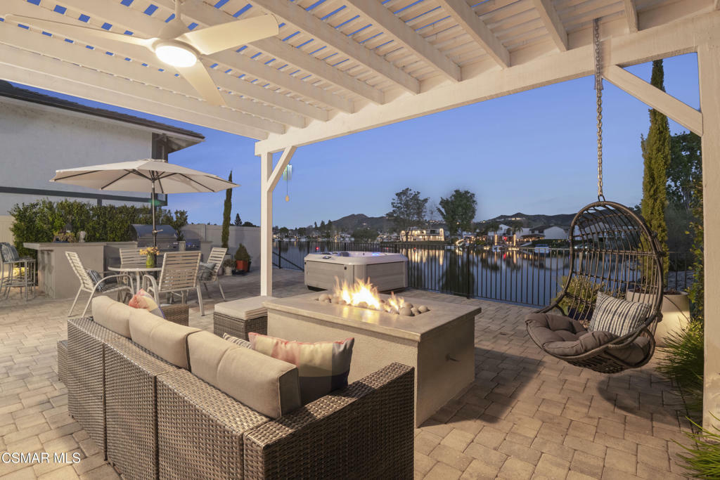 2283 Westshore Lane  Westlake Village CA 91361 photo