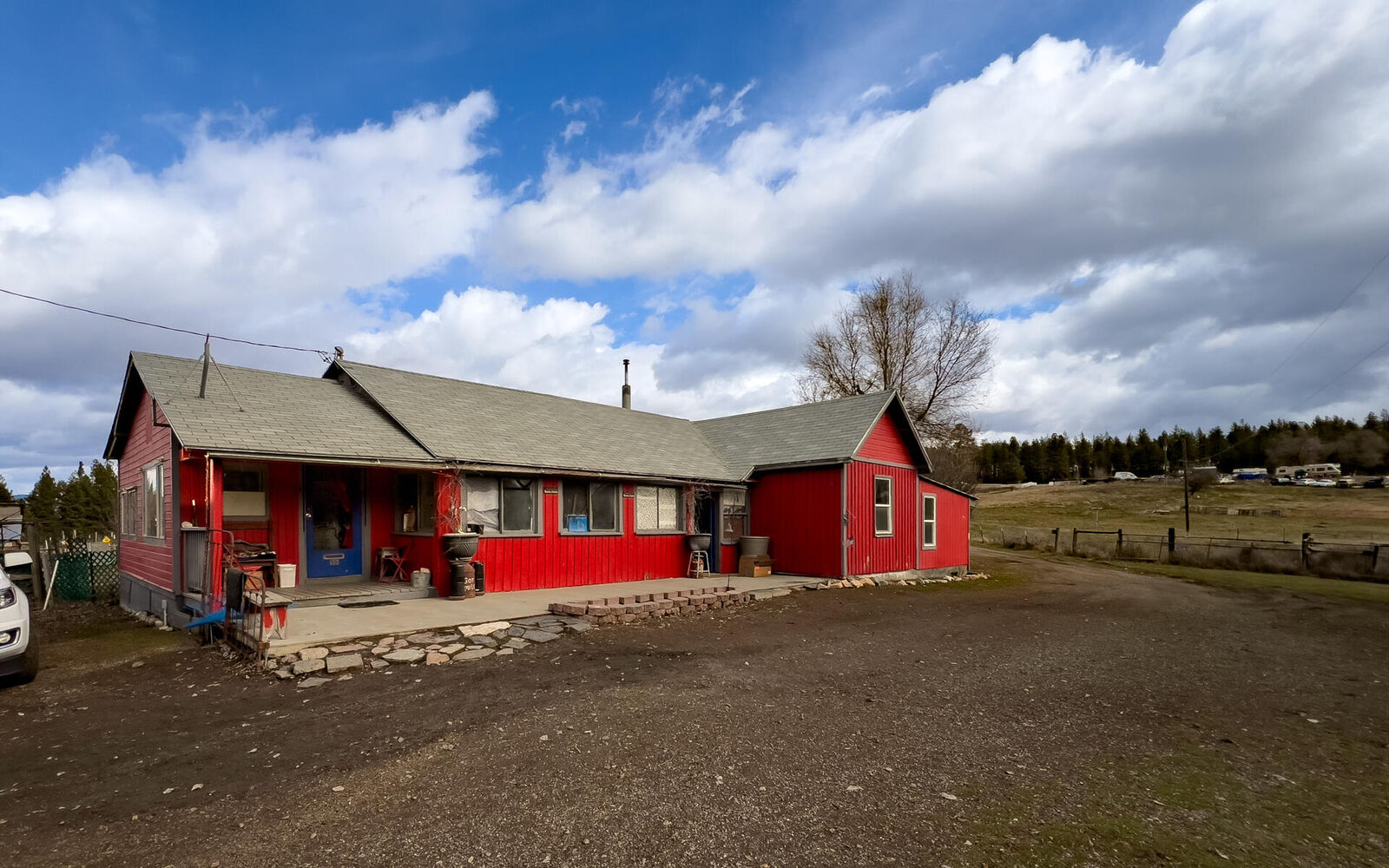 Property Photo: 789 A Skidmore Rd WA 99114