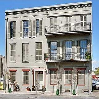 Property Photo: 231 N Rampart Street 1 LA 70112