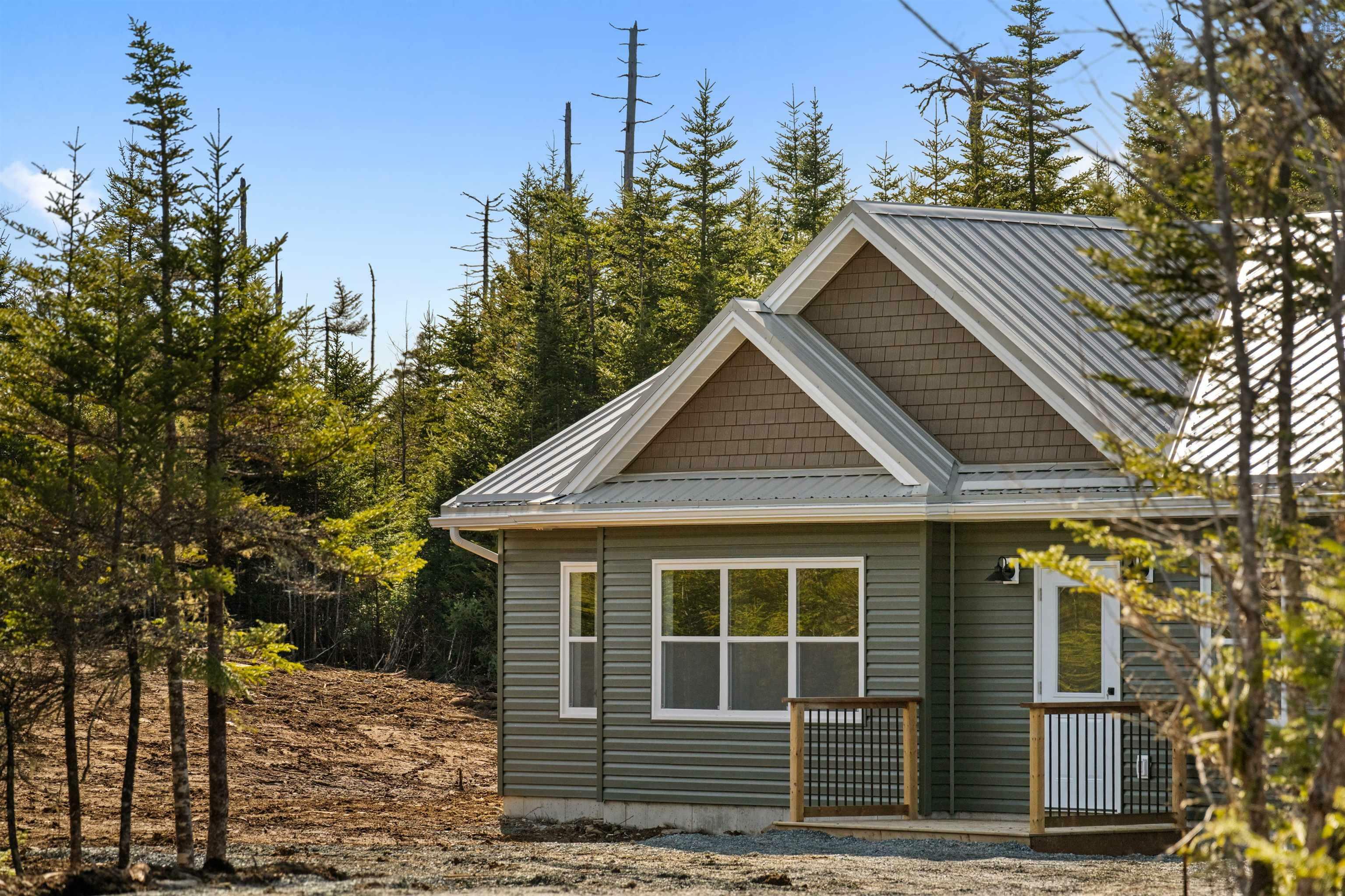 Photo de la propriété: 10588 Highway 7 NS B0J 2L0