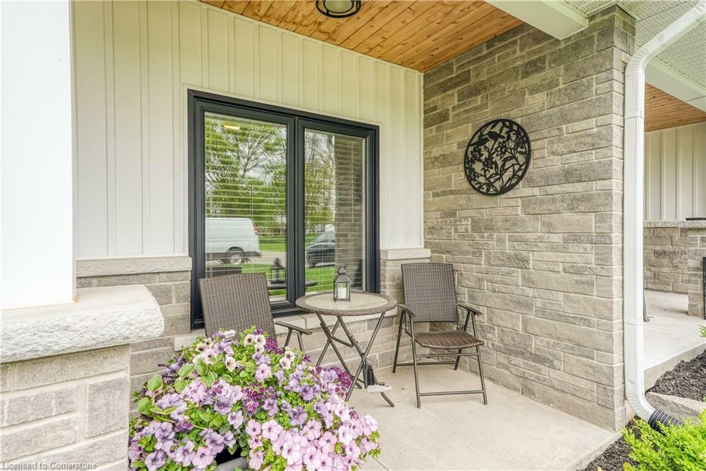 Property Photo: 695 Yonge Street ON N0G 2P0