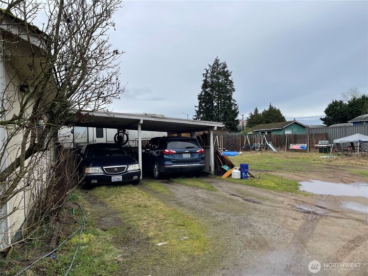 Property Photo:  3516  174th Place NE  WA 98223 