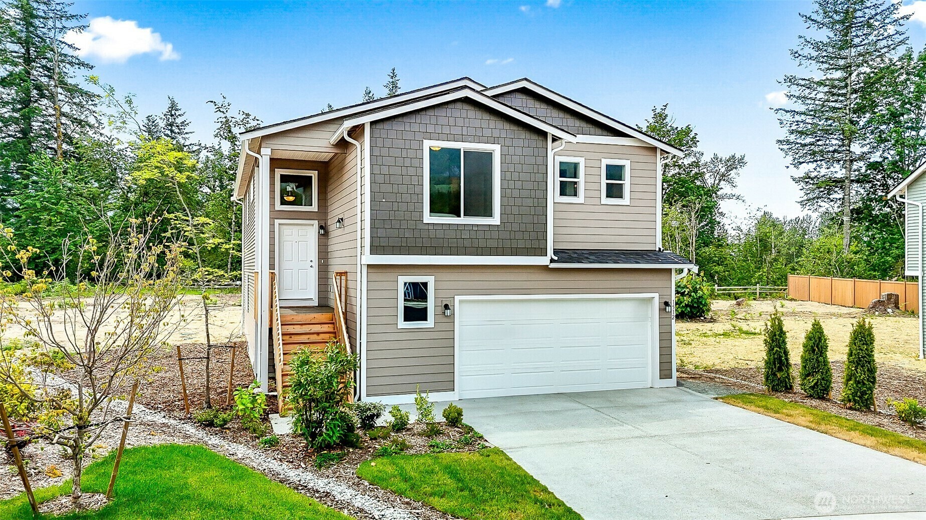 Property Photo: 1512 Alder Lane WA 98251