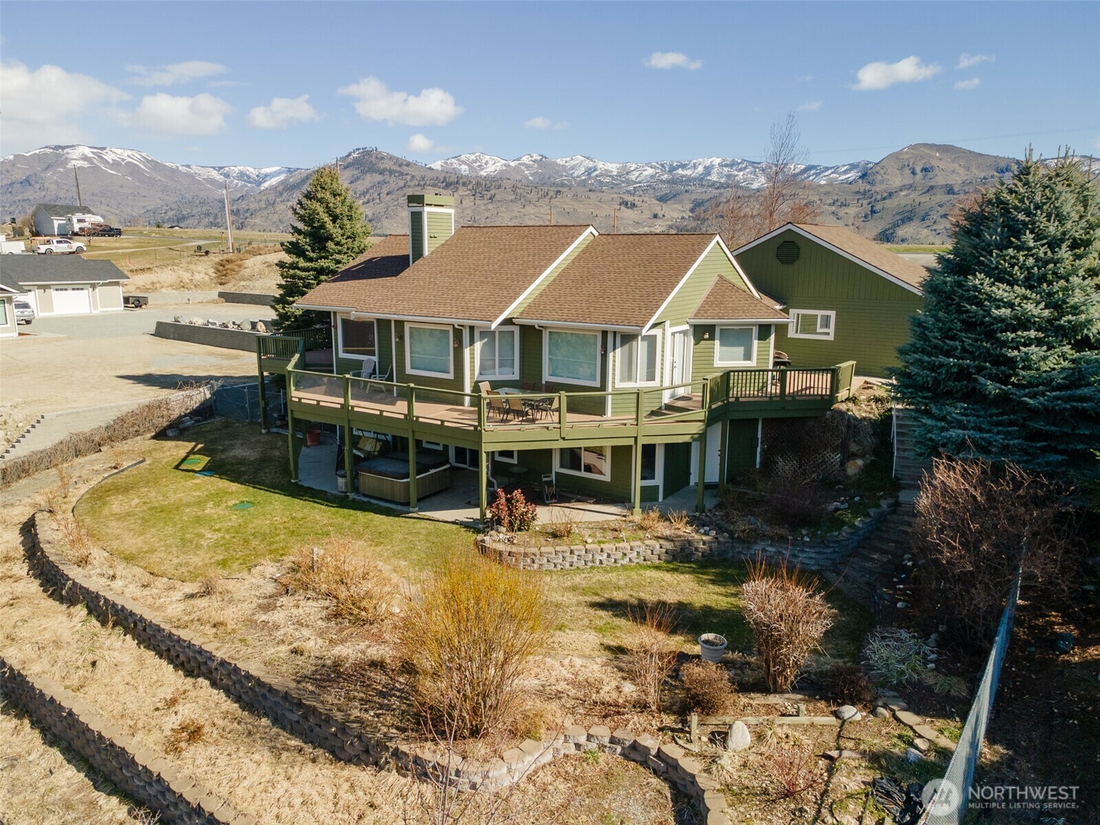 Property Photo: 1945 Summit Boulevard WA 98831