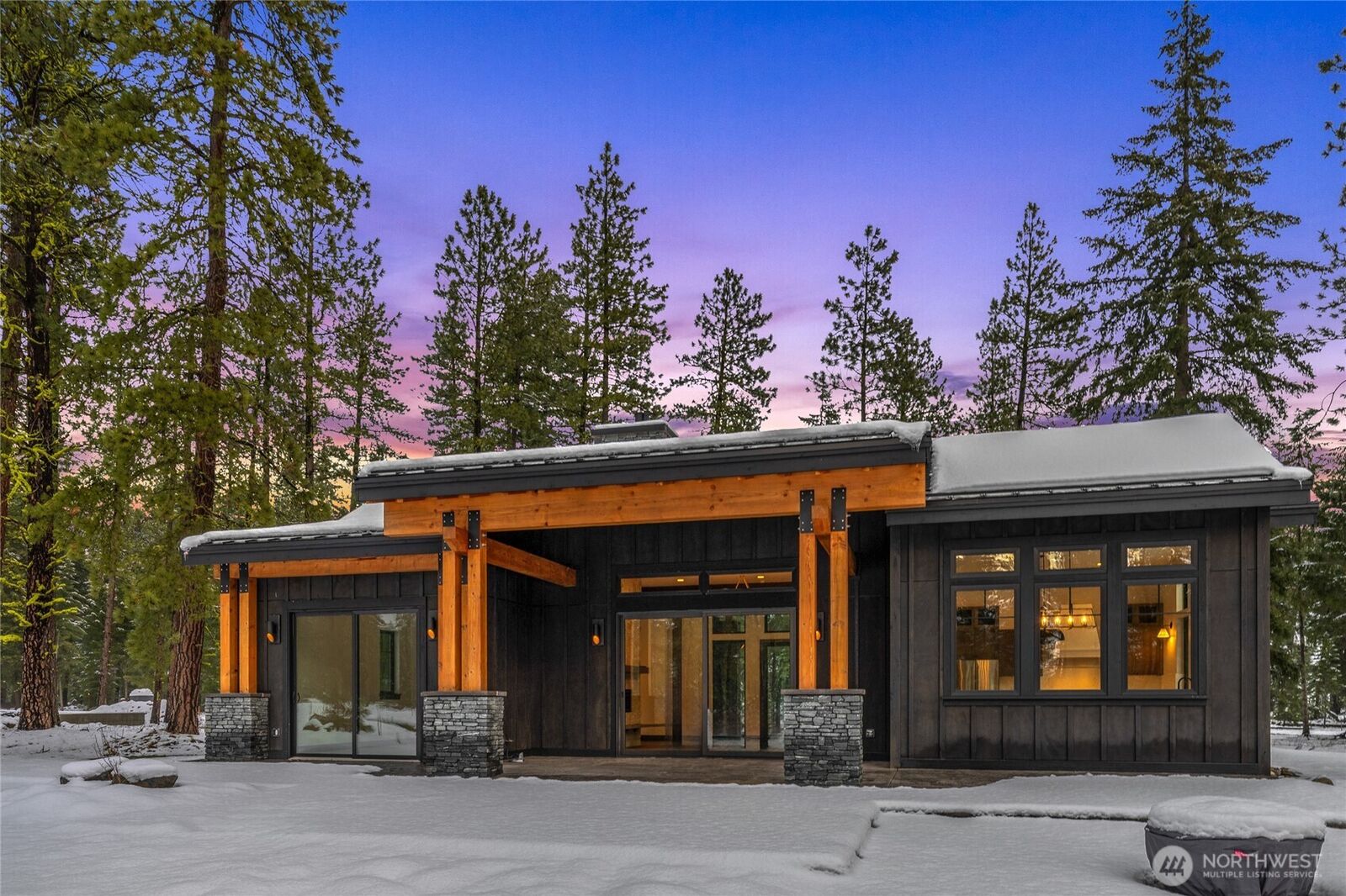 Property Photo: 581 Wanawish Loop WA 98922