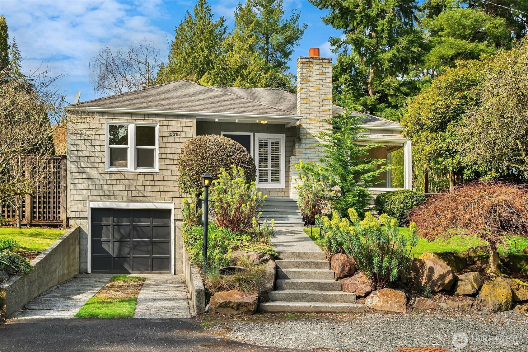 Property Photo: 10315 23rd Avenue NE WA 98125