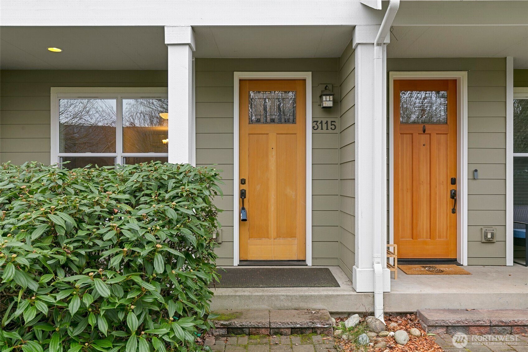 Property Photo: 3115 SW Raymond Street WA 98126