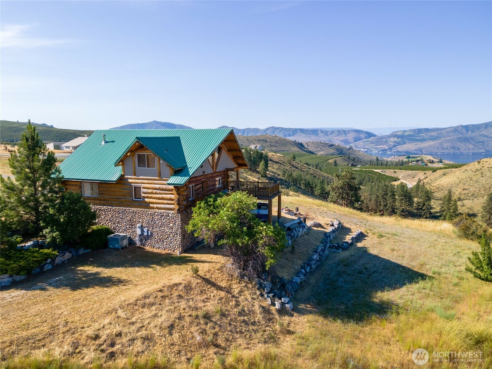 Property Photo: 595 Chelan Trails Road WA 98831