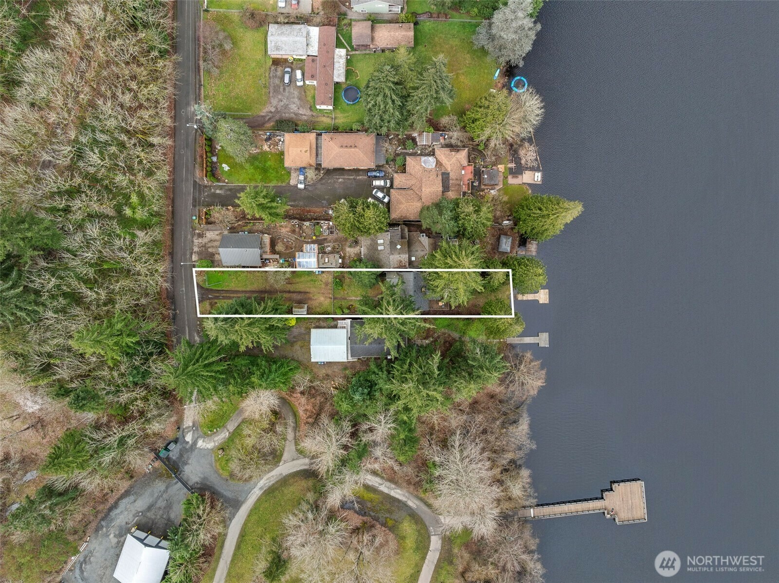 Property Photo: 7838 129th Avenue SE WA 98056