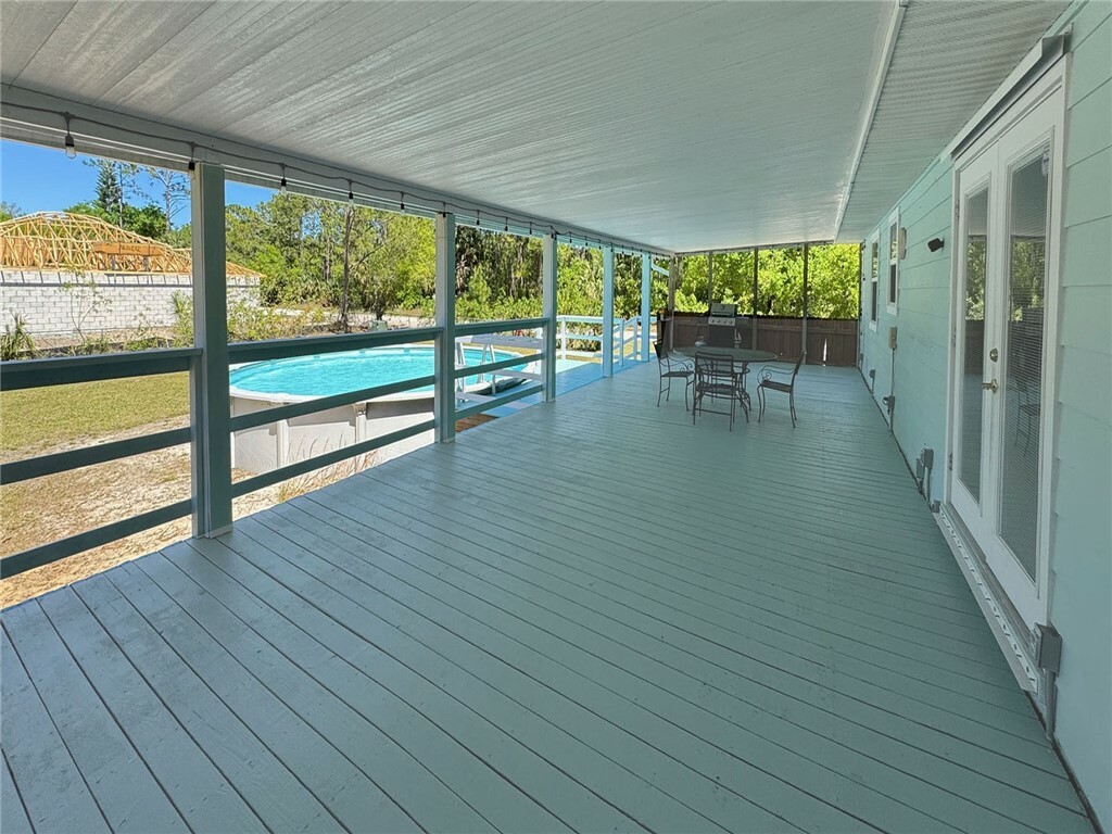 Property Photo: 10320 92nd Street FL 32967