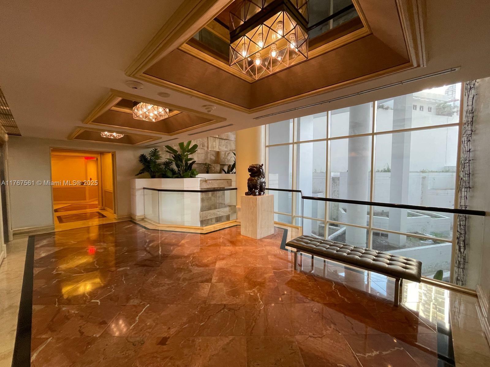 Property Photo: 20281 E Country Club Dr 810 FL 33180
