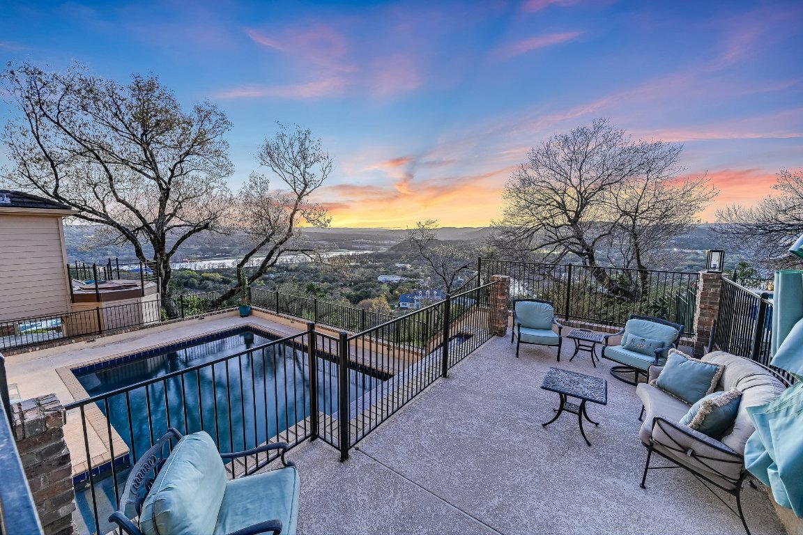 Property Photo: 4732 Twin Valley Drive TX 78731