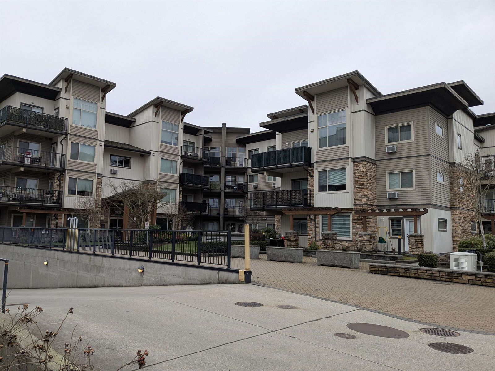 Property Photo:  11935 Burnett Street 306  BC V2X 9A9 