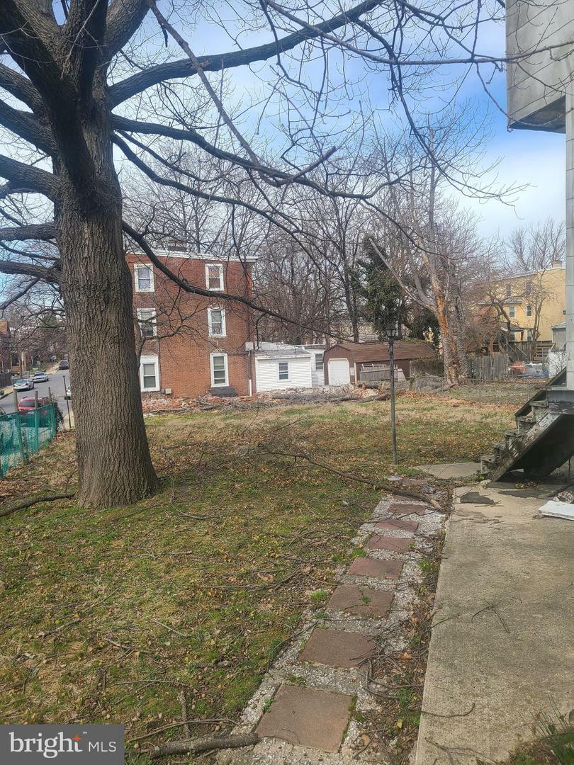 Property Photo: 226 S 4th Street PA 19023