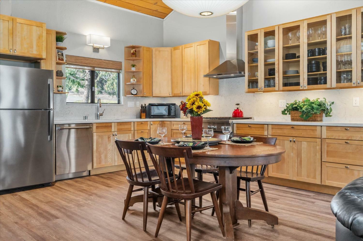 Property Photo: 855 Buckthorn Drive CA 95247