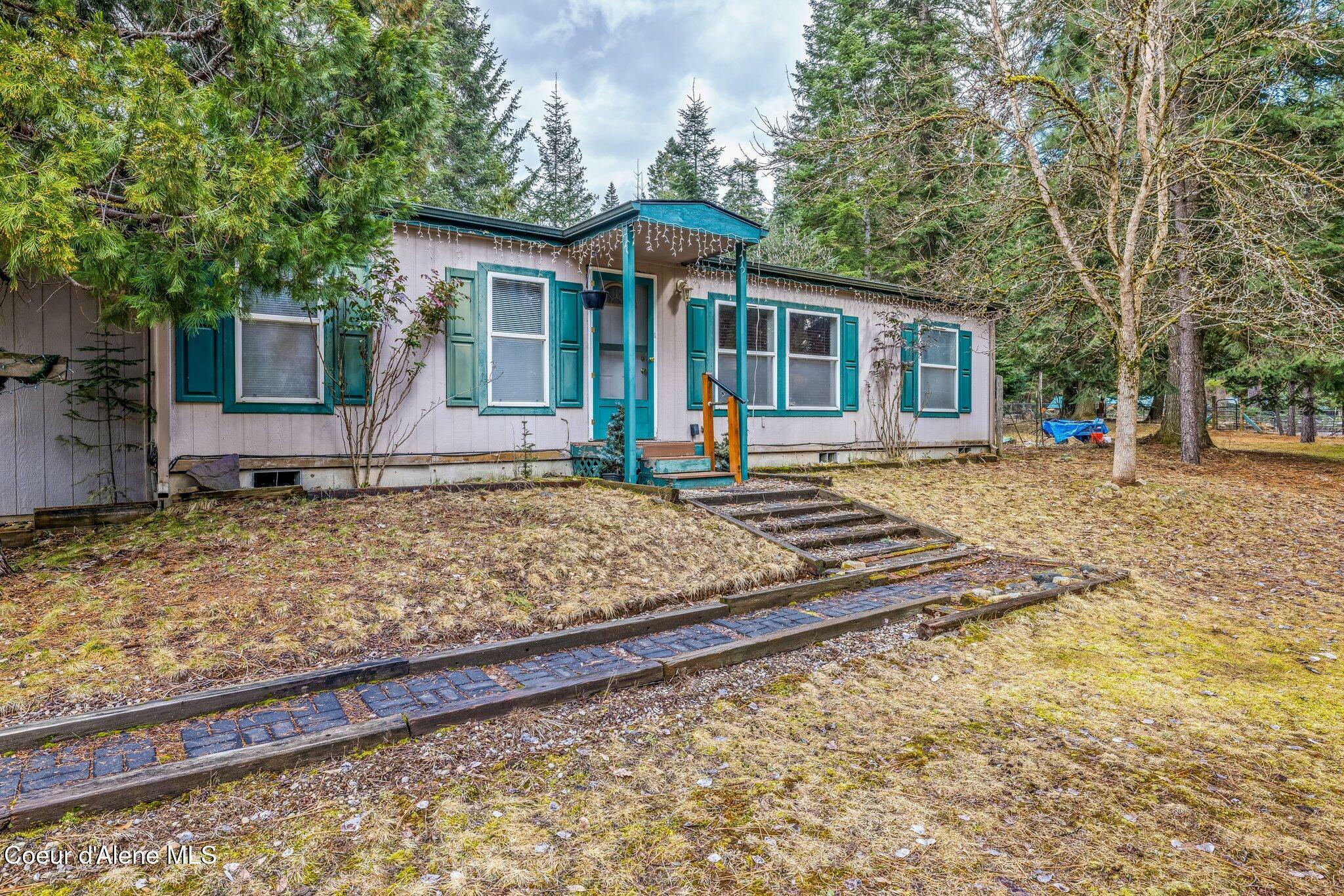 2216 S Wolf Lodge Creek Rd  Coeur D'Alene ID 83814 photo
