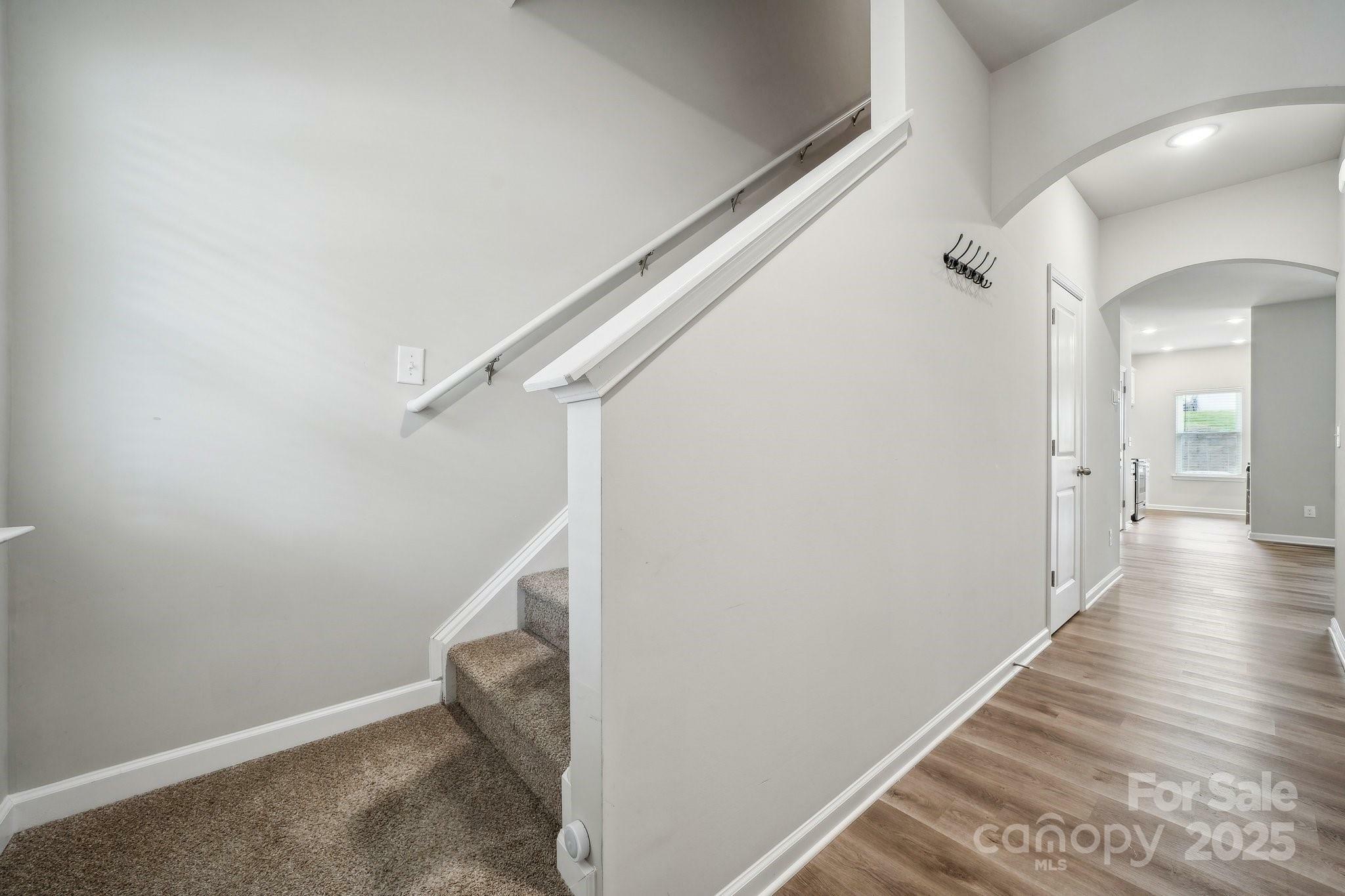 Property Photo: 10036 Brittondale Lane NC 28215