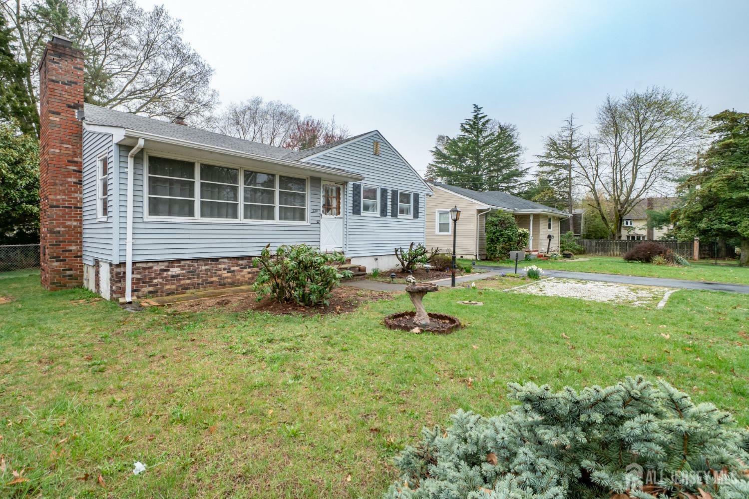 220 Washington Avenue  Milltown NJ 08850 photo