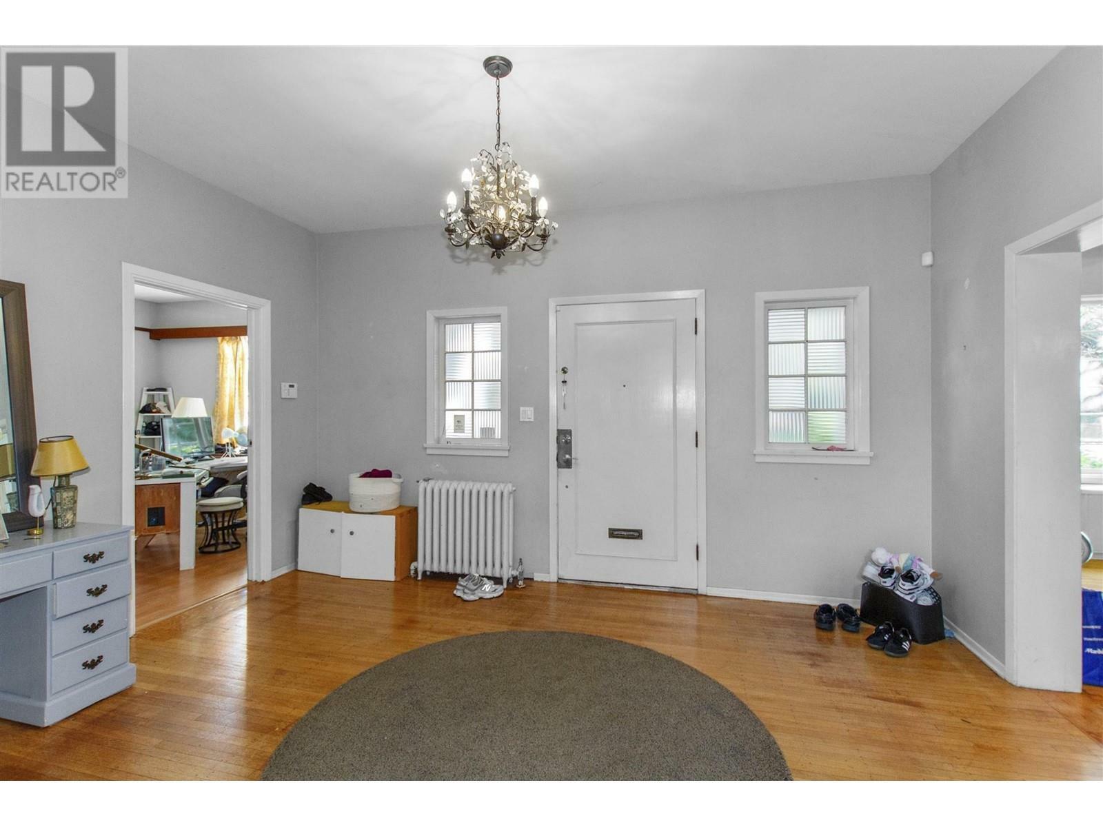 Property Photo: 3837 Angus Drive BC V6J 4H8