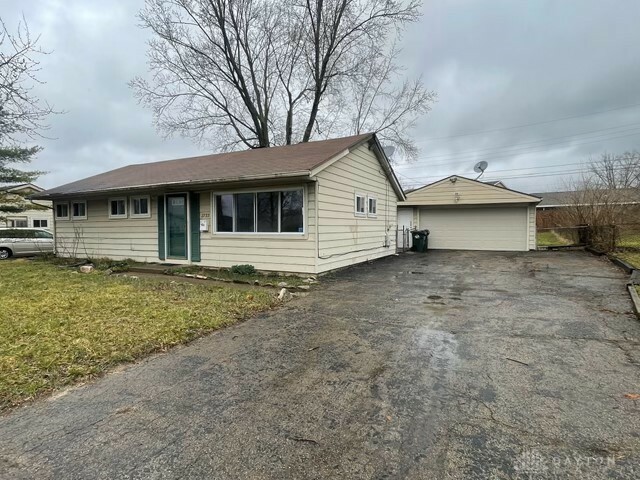 Property Photo: 2733 Danz Avenue OH 45420