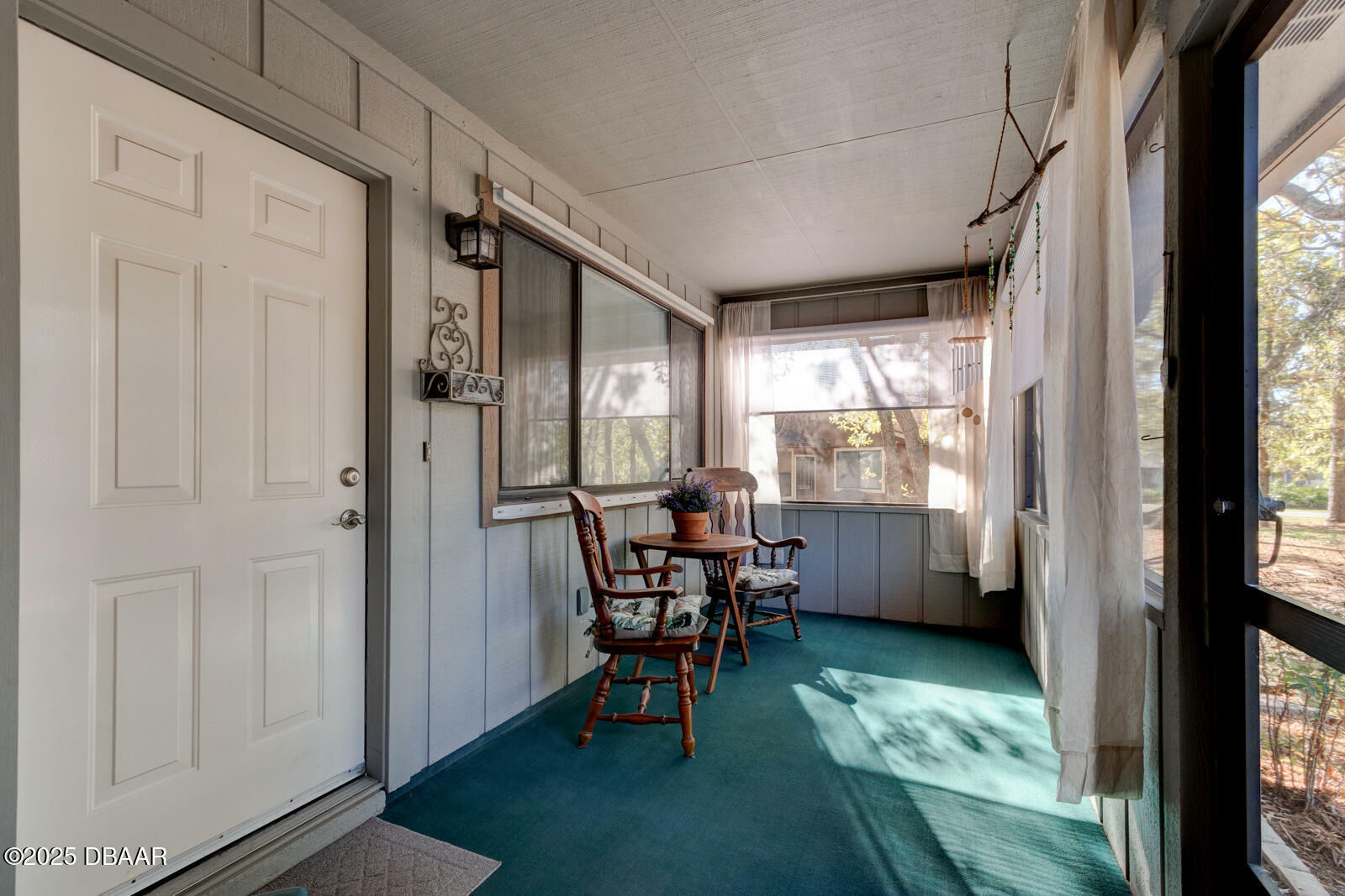 Property Photo: 68 Crooked Pine Road FL 32128