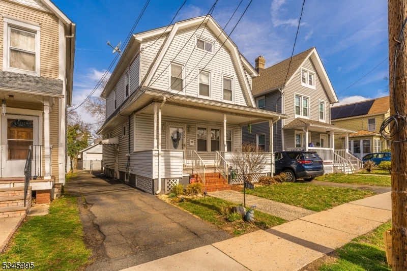 2106 Whittier St  Rahway City NJ 07065 photo