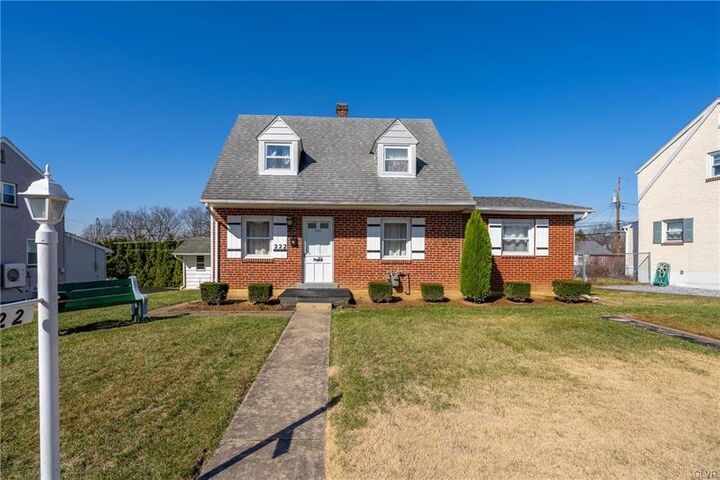 222 7th Street  Whitehall Twp PA 18052 photo