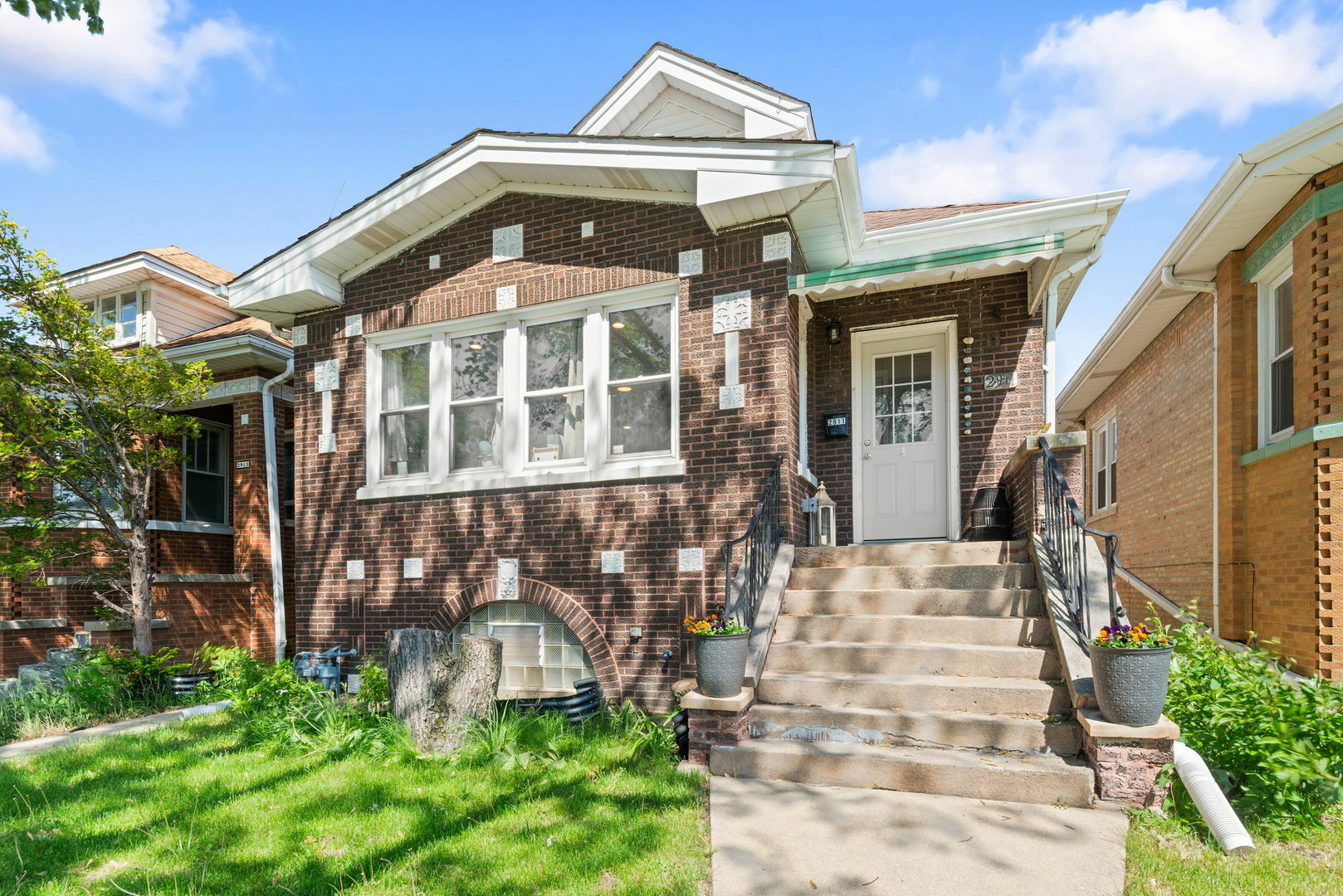 Property Photo: 2911 N 76th Court IL 60707
