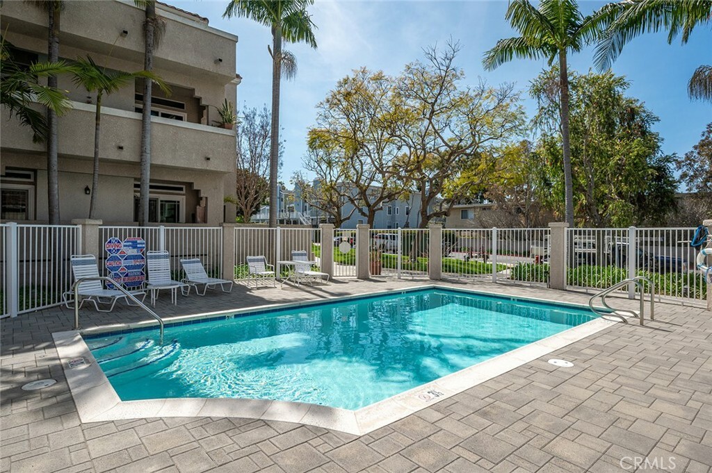 Property Photo: 4591 Warner Avenue 101 CA 92649