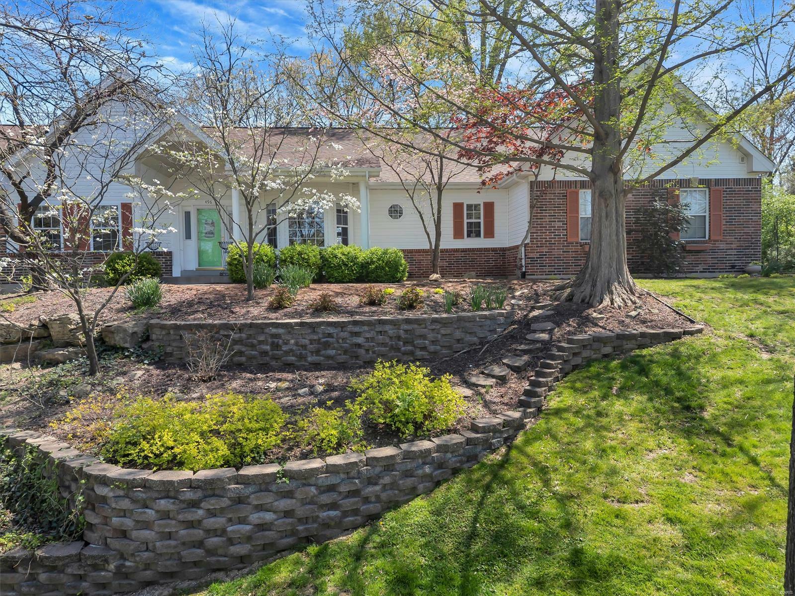 Property Photo: 496 Highland Avenue MO 63122