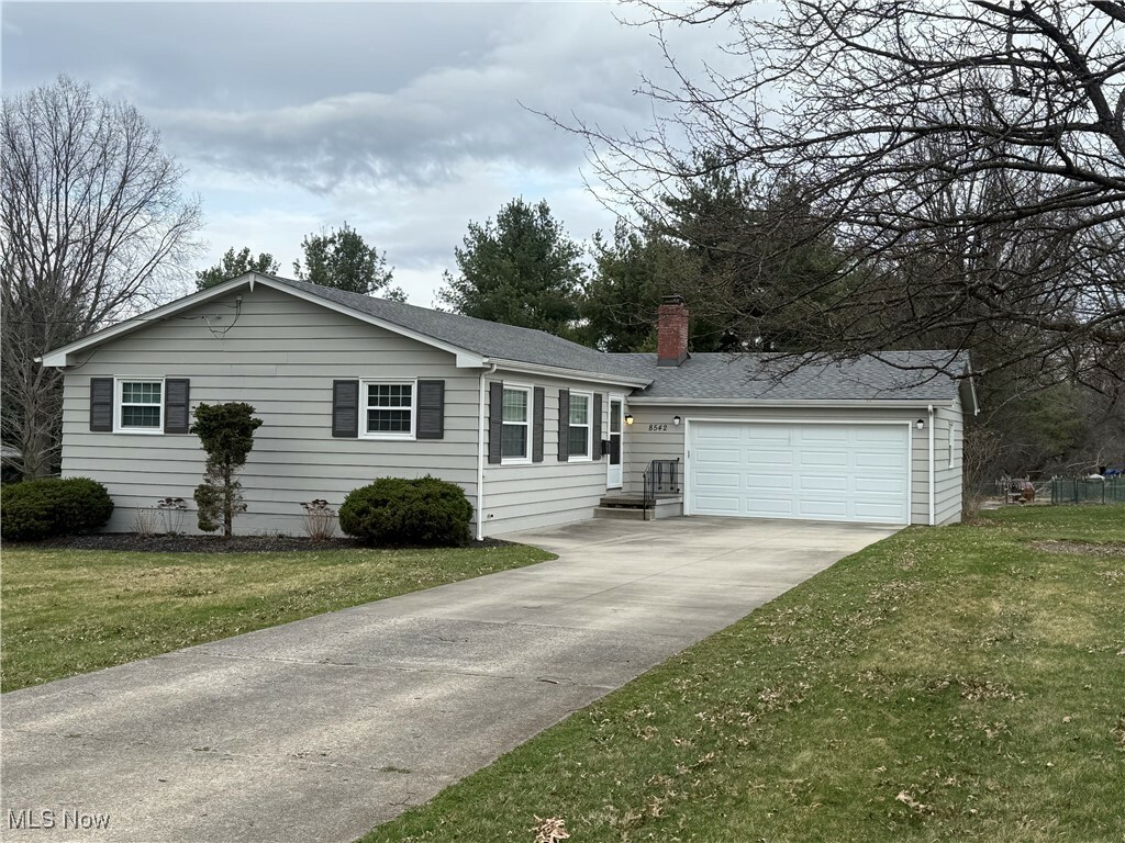 8542 Van Drive  Poland OH 44514 photo