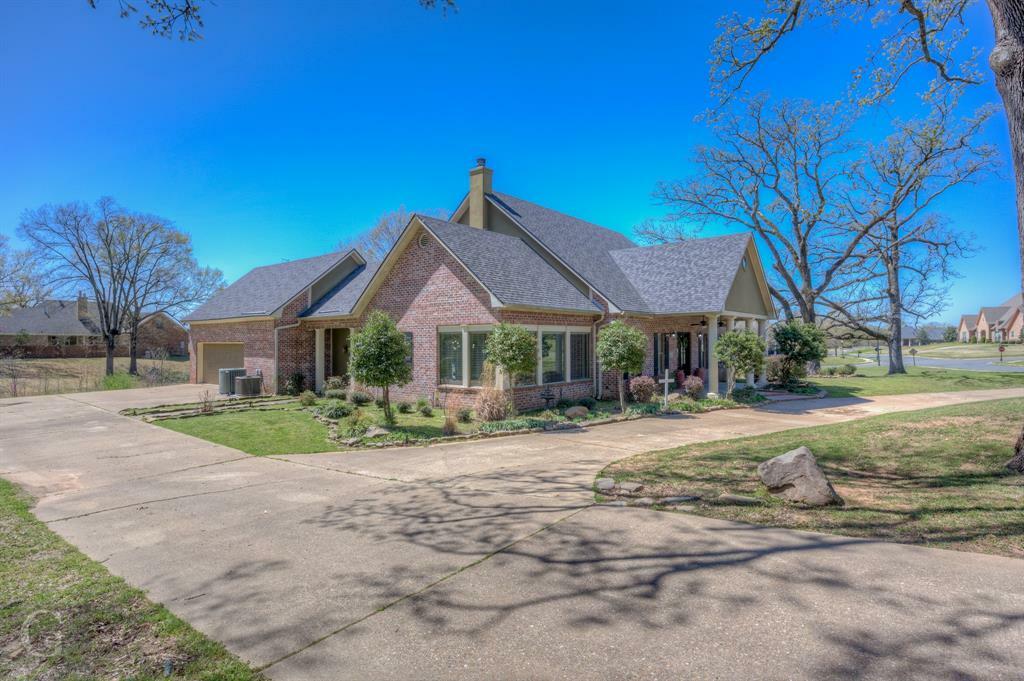 Property Photo: 11 Fair Oaks Drive LA 71037