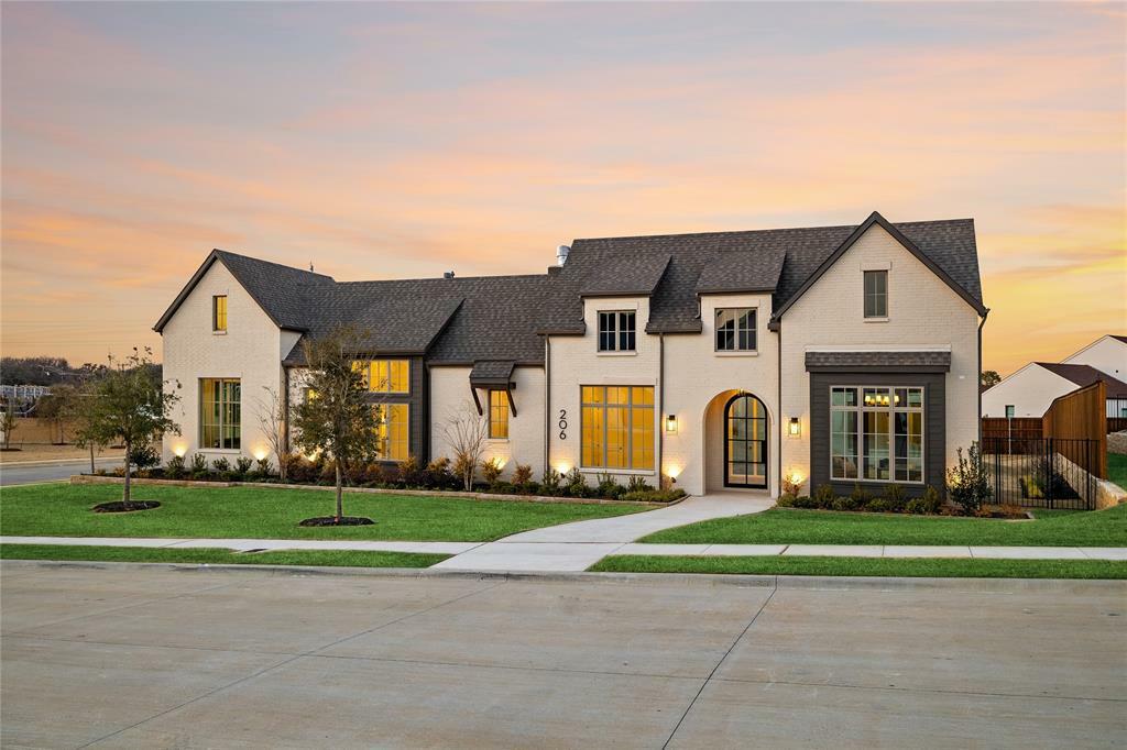 Photo de la propriété: 206 Laila Court TX 76034