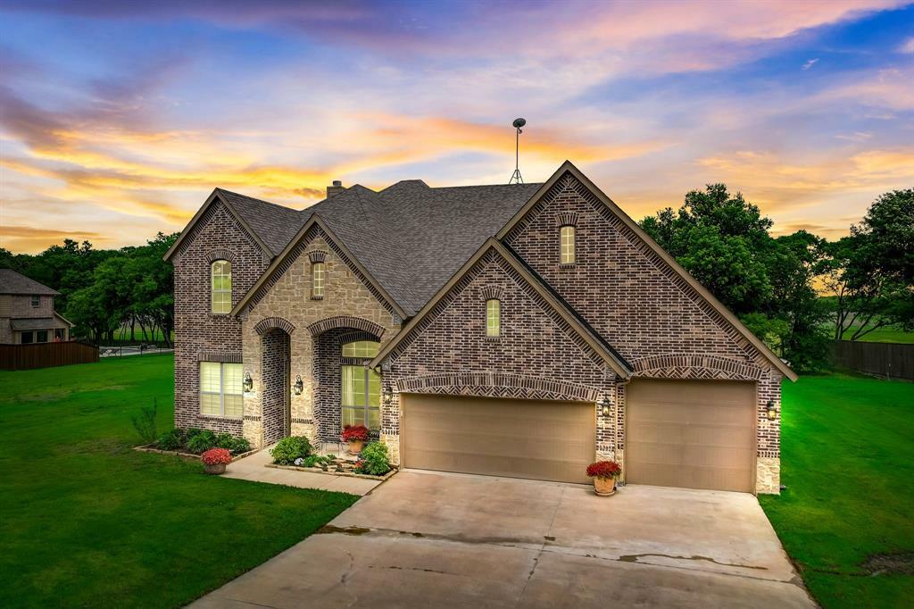 Property Photo: 1102 The Trails Drive TX 75424