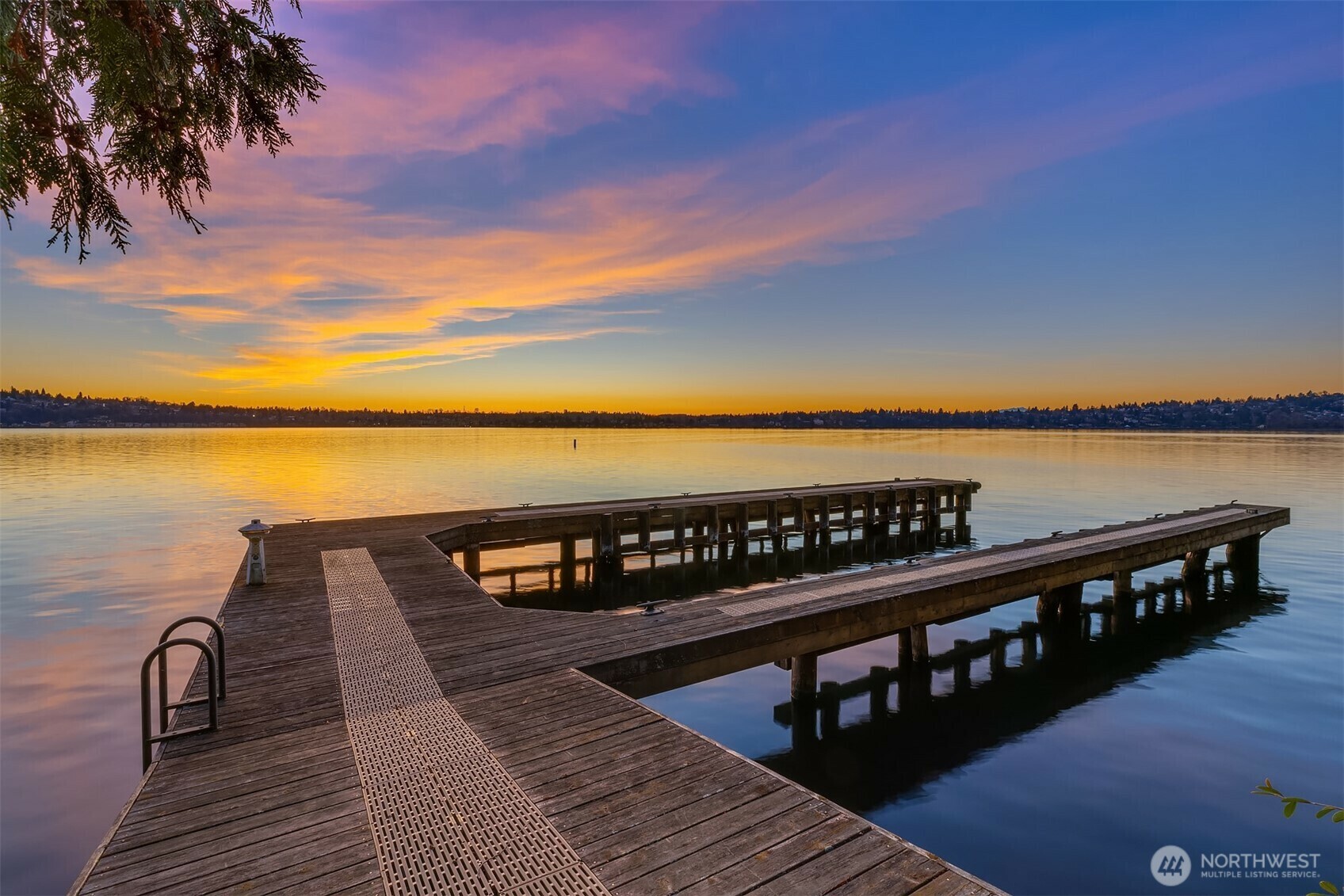 Property Photo: 8001 West Mercer Way WA 98040