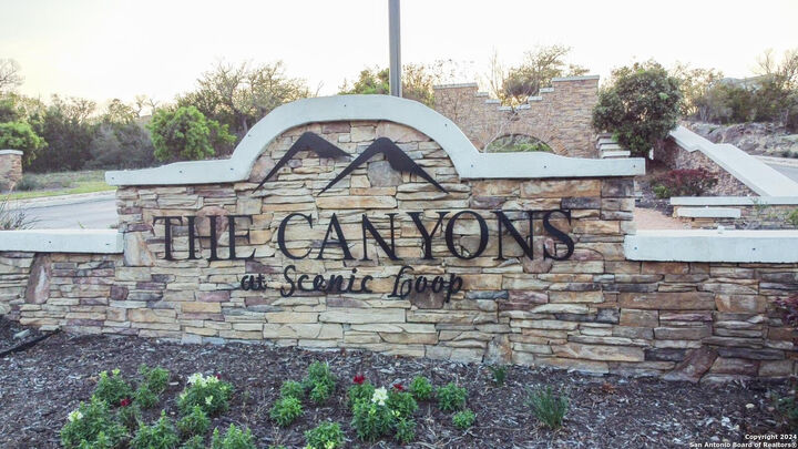 Property Photo: 23707 High Garden TX 78255