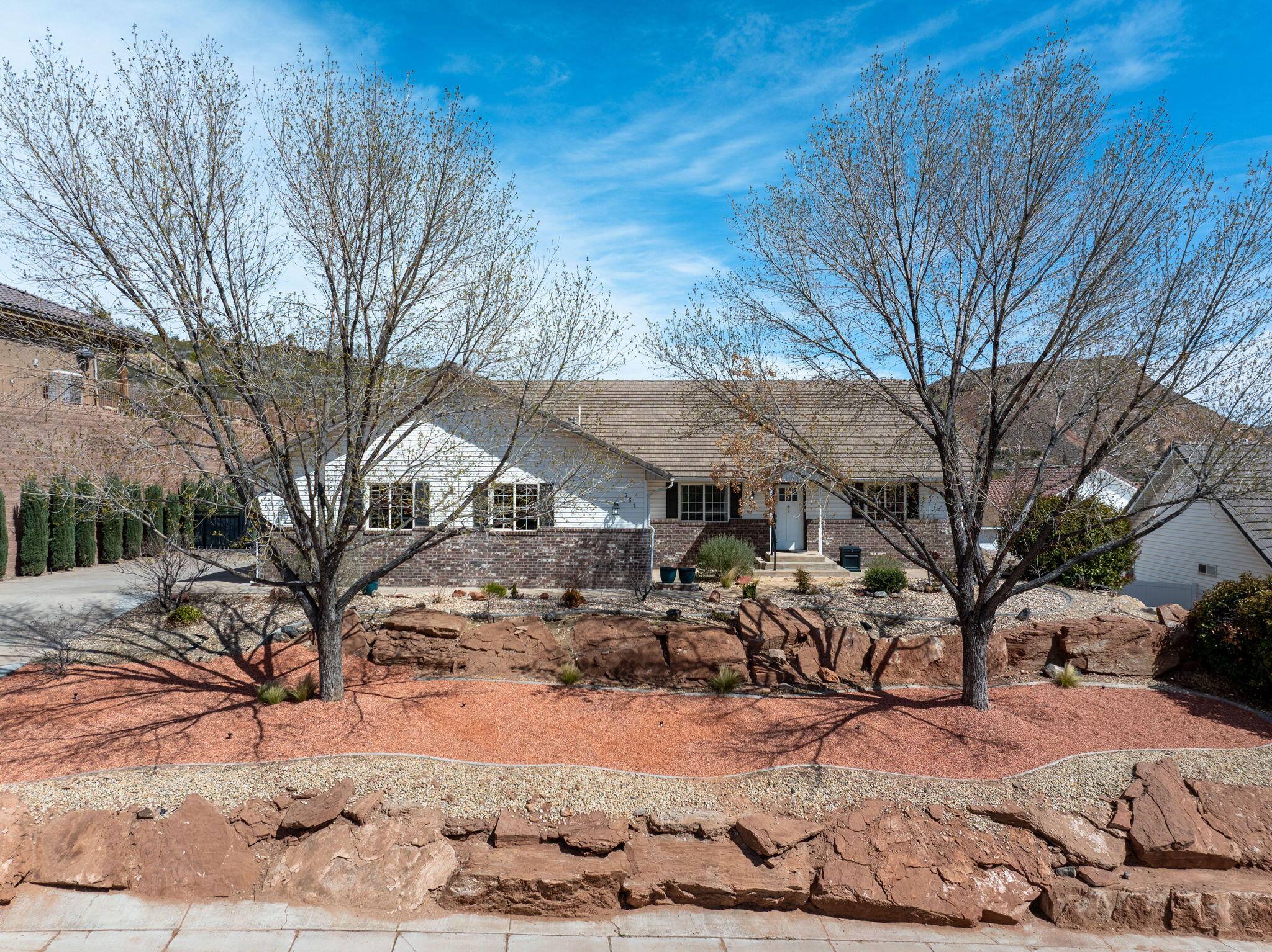 Property Photo:  551 S Terrace Cir  UT 84780 